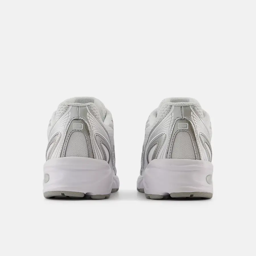 New Balance 740 Kadın Spor Ayakkabı