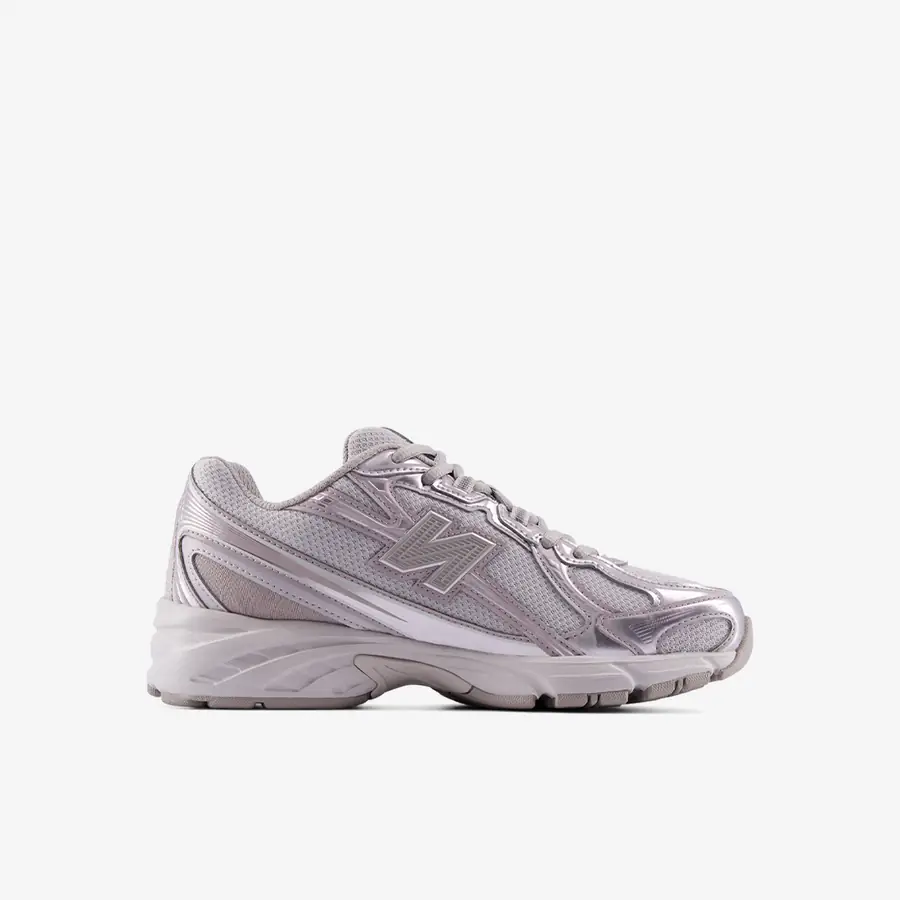 New Balance 740 Kadın Sneaker
