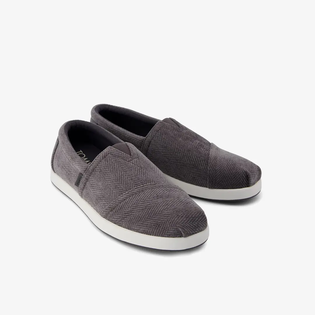 Toms  Erkek