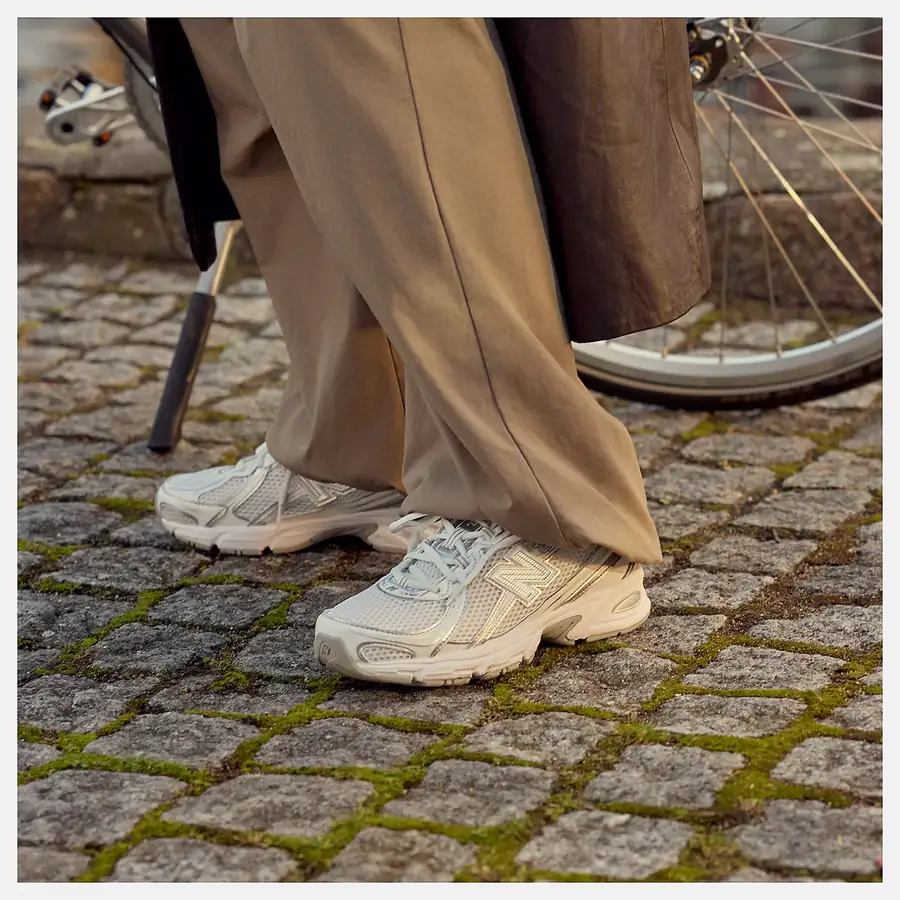 New Balance 740 Kadın Spor Ayakkabı