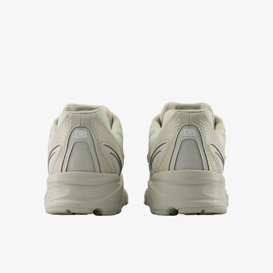 New Balance 740 Kadın Spor Ayakkabı