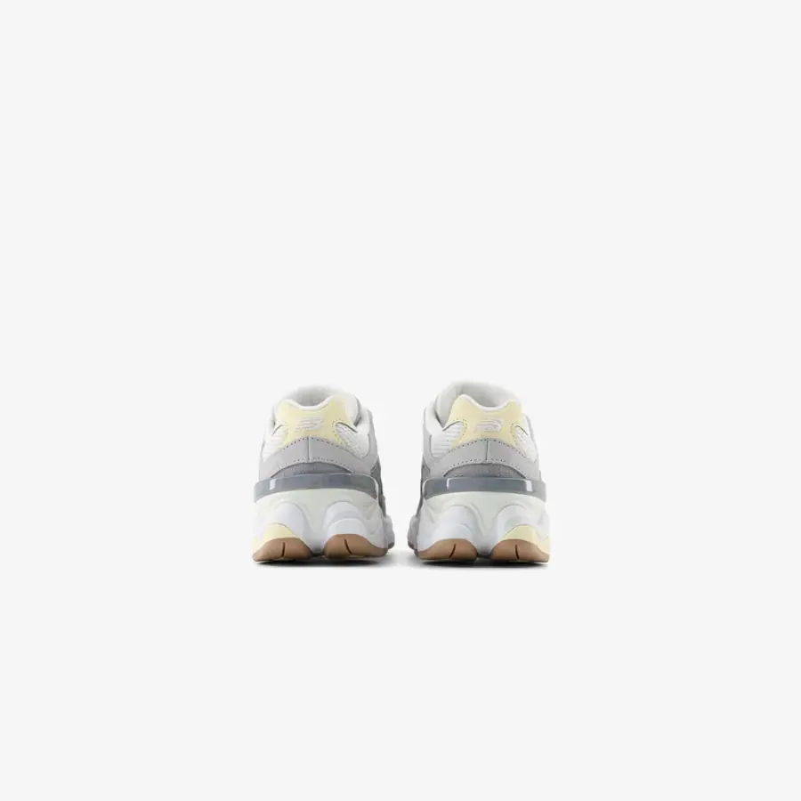 New Balance 9060 Erkek Çocuk Kalın Taban Sneaker