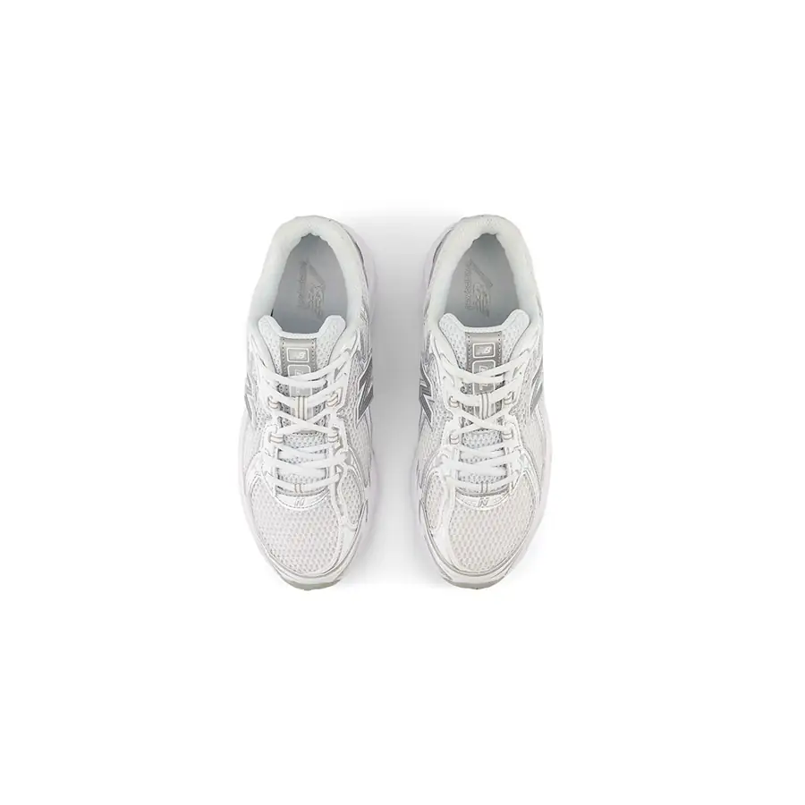 New Balance 740 Kadın Spor Ayakkabı