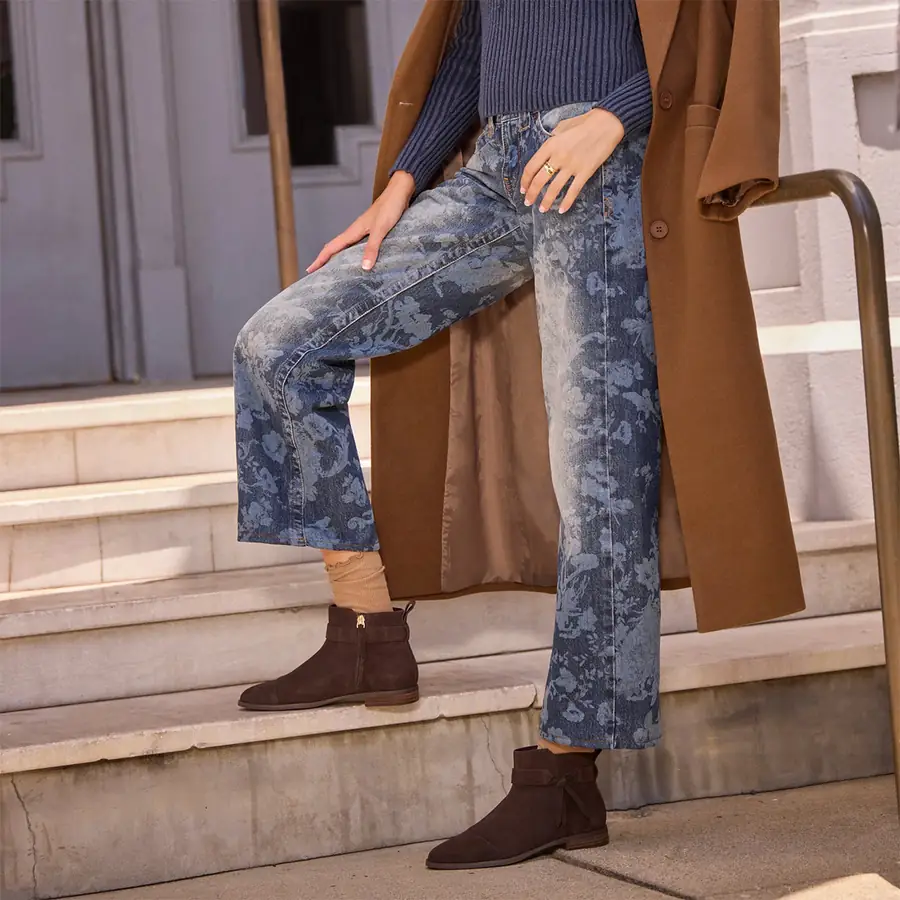 Toms Stacey Kadın Bot