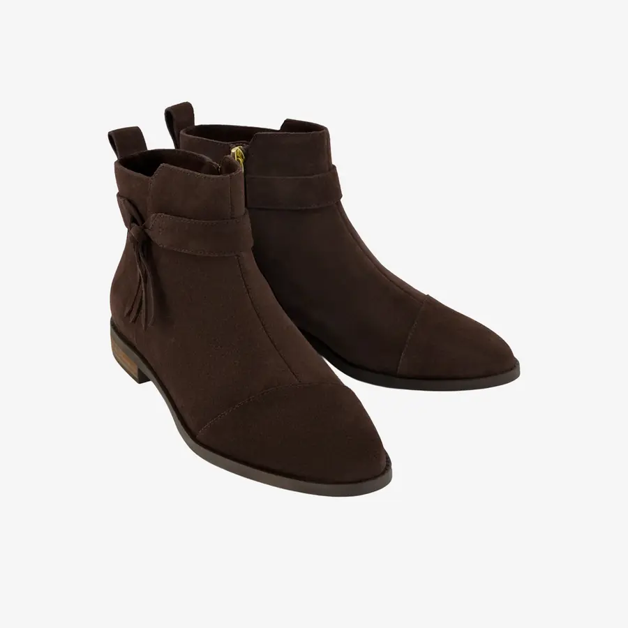 Toms Stacey Kadın Bot