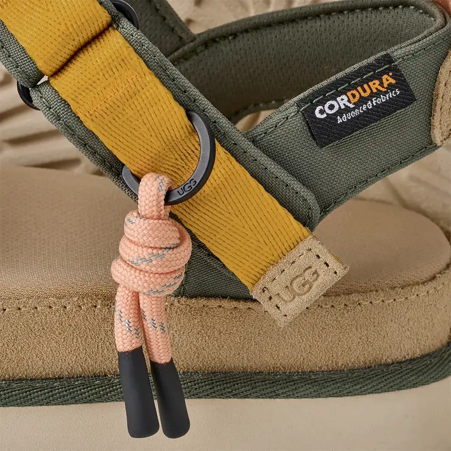 Ugg GOLDENSTAR WILDWOOD Kadın Bantlı Sandalet