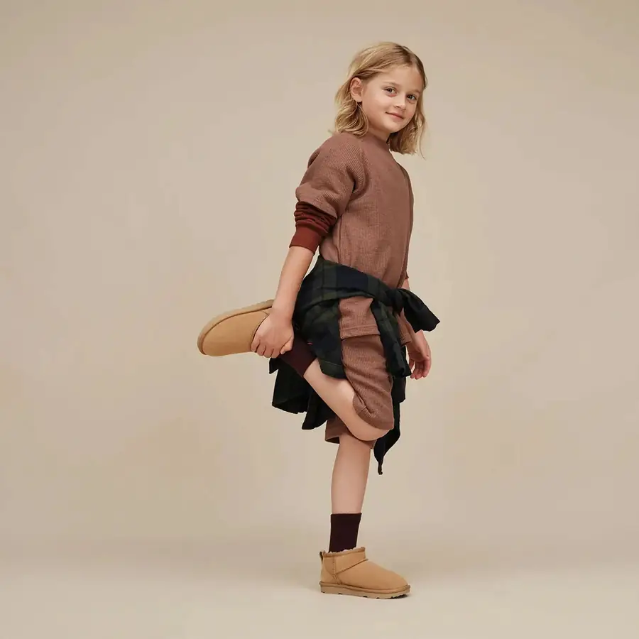 Ugg Classic Ultra Mini Kız Çocuk Bot