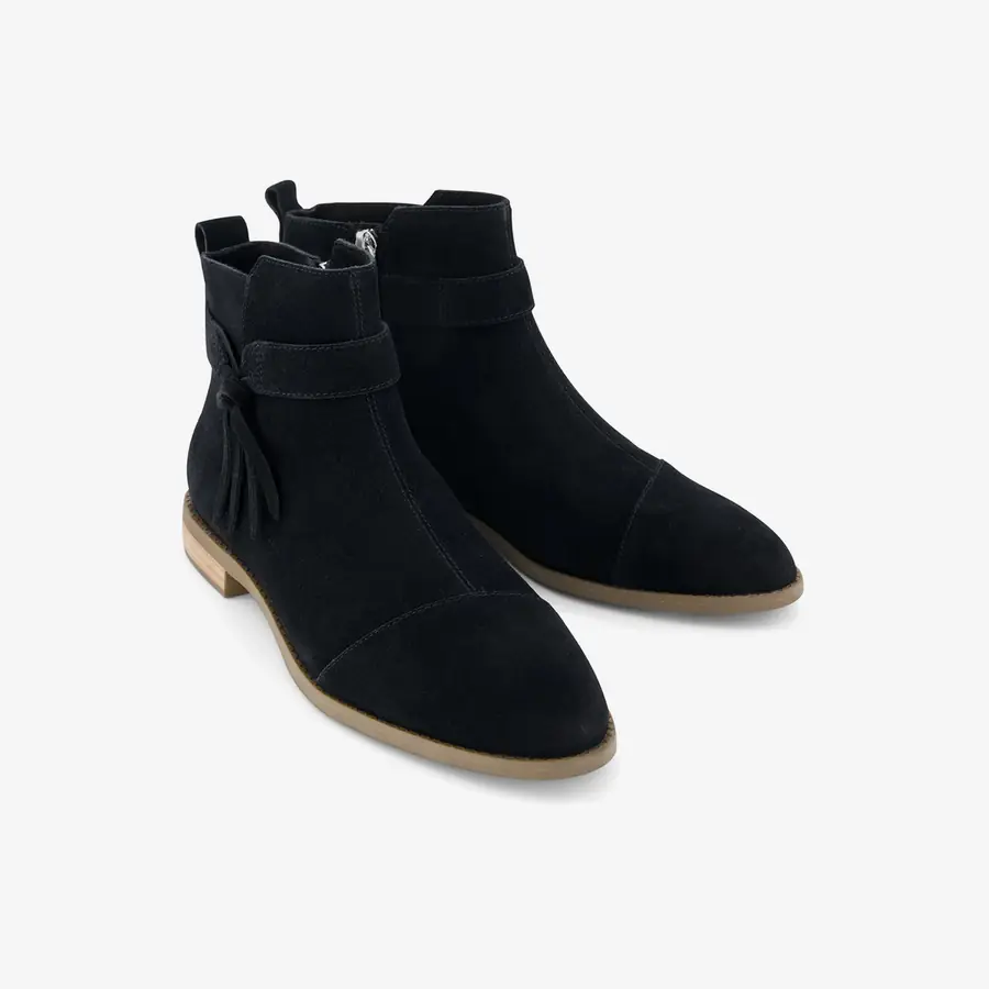 Toms Stacey Kadın Bot