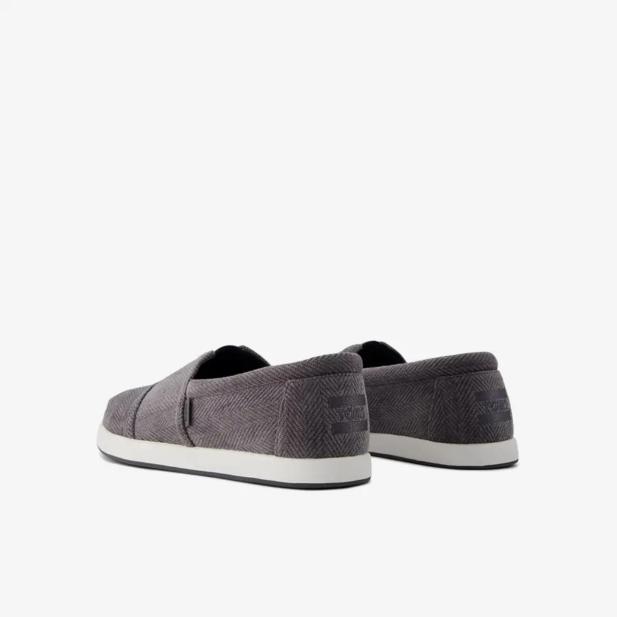Toms  Erkek