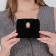 Siyah